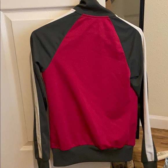 Nike sweater - Picture 2 of 3